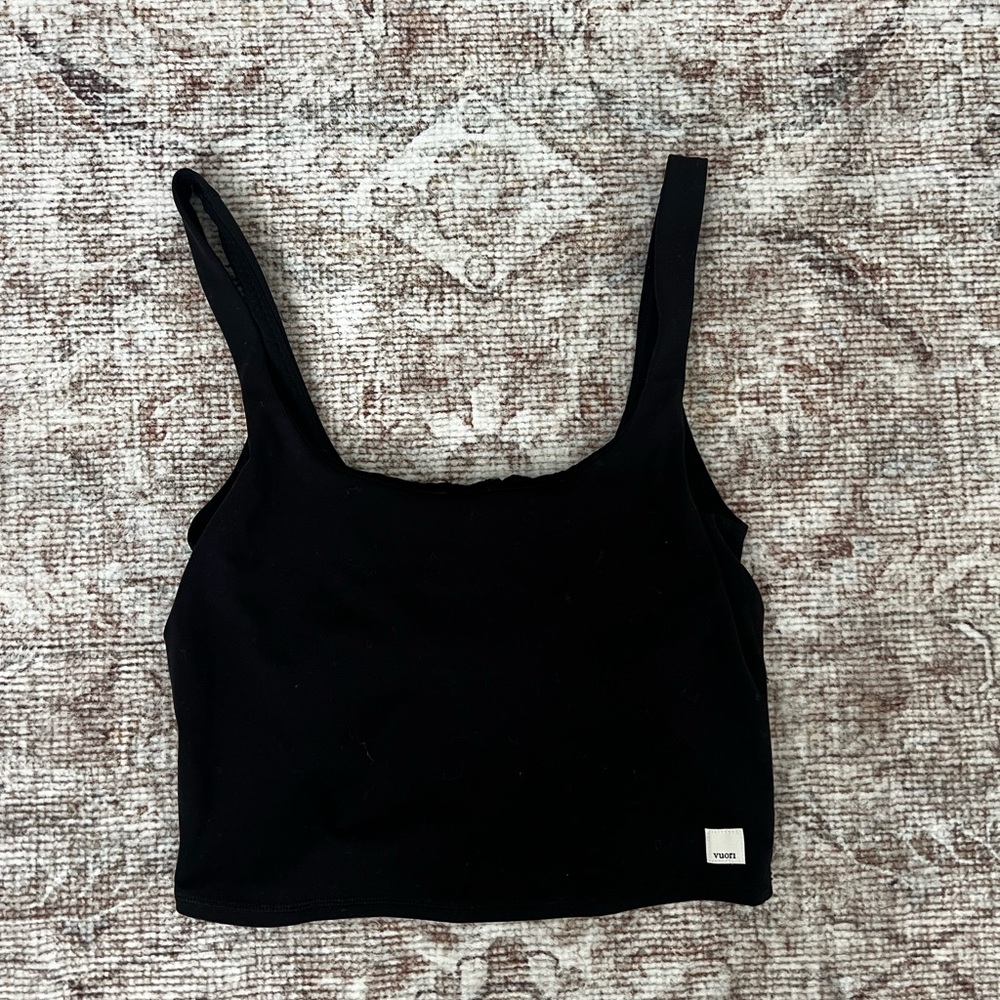 Vuori Black Tank